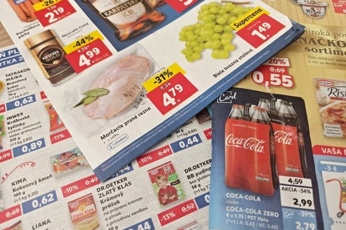 Ilustračný obrázok k článku Známy reťazec sa rozhodol pre RADIKÁLNY krok: ZRUŠIL jeden zo svojich papierových letákov