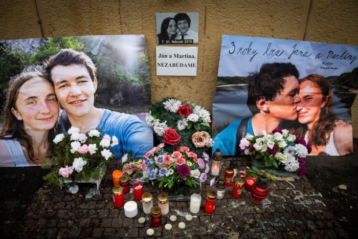 Ilustračný obrázok k článku VRÚCNE gesto pre Kuciaka: Ako si ho uctili študenti z jednej z najstarších univerzít?