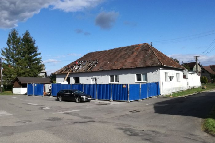 Ilustračný obrázok k článku Kde je vôľa, tam je cesta: V Babinej rekonštruujú obecný úrad z vlastných zdrojov