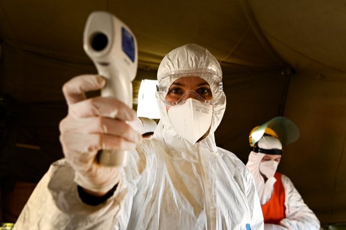 Ilustračný obrázok k článku Nemocnica v Šaci zaviedla triáž pacientov. Potrebujete aj očkovanie alebo test?