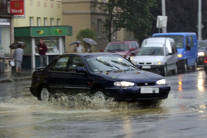 Ilustračný obrázok k článku V Banskobystrickom kraji platia VÝSTRAHY: Týkajú sa všetkých okresov