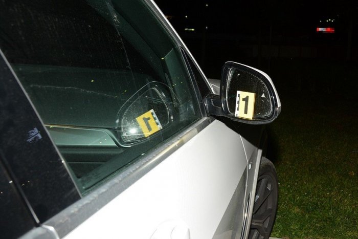 Ilustračný obrázok k článku Krádež v Trenčíne: Pred obchodným domom vybielili zamknuté auto