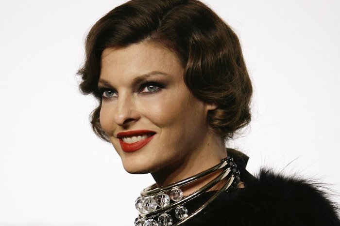 Ilustračný obrázok k článku Supermodelku ZNETVORILA procedúra na nepoznanie: Zákrok obľubujú aj Slováci