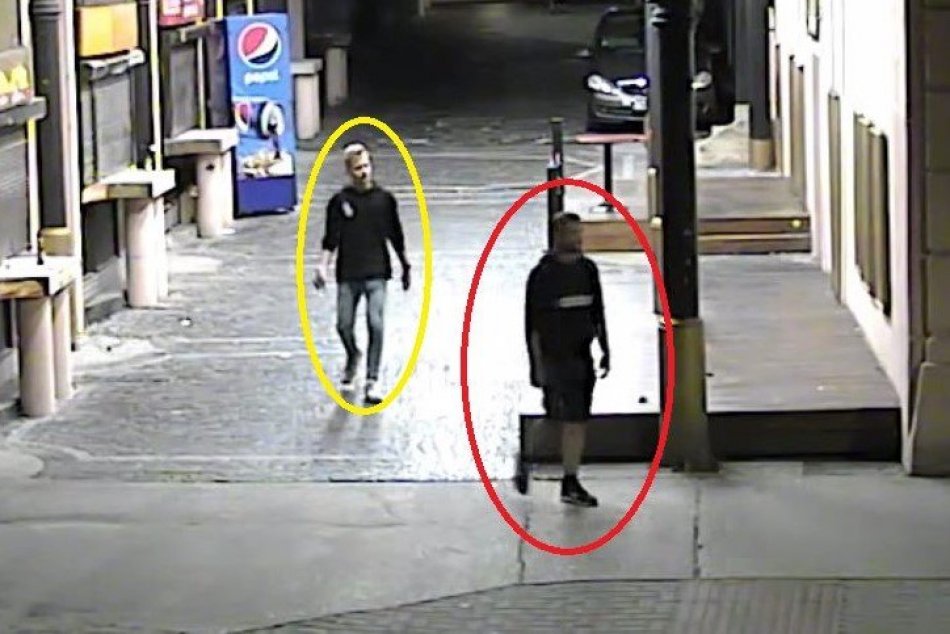 Ilustračný obrázok k článku Trenčania, poznáte ich? Polícia sa s mužmi na FOTO potrebuje porozprávať