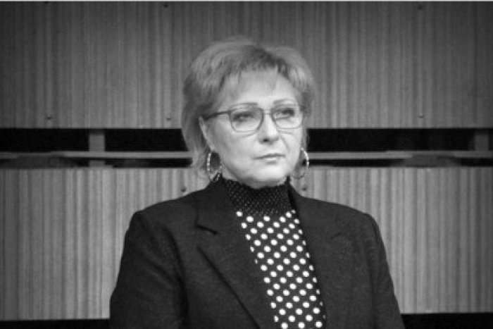 Ilustračný obrázok k článku Smutná správa z Trenčína: Zomrela riaditeľka krajského CVČ Renáta Bieliková