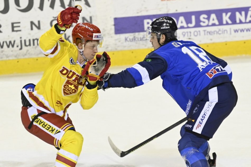 Ilustračný obrázok k článku Predohrávka pod Tatrami: Poprad hral komplikovane, Trenčín s najlepším výkonom