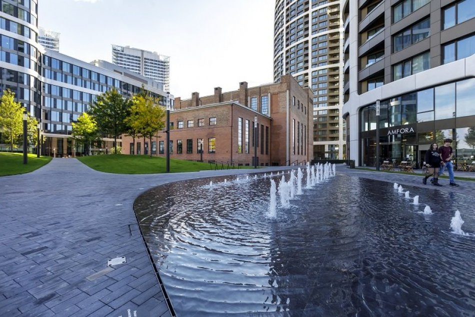 Ilustračný obrázok k článku FOTO: Jurkovičova tepláreň je oficiálne OTVORENÁ: Pozrite na tie nádherné priestory vo vnútri!