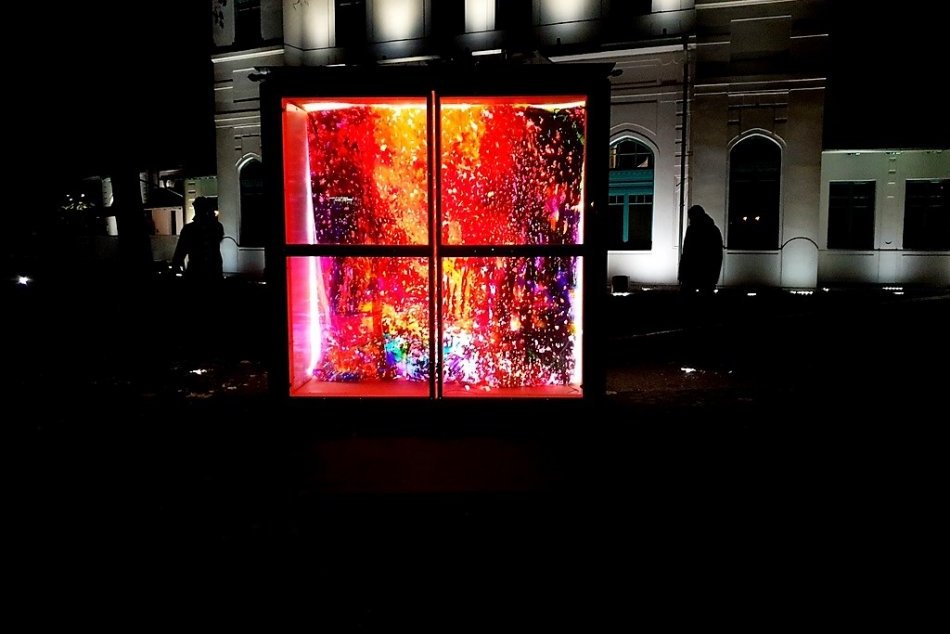 Ilustračný obrázok k článku BIELA NOC pokračuje. Čo ponúkne večerná prechádzka mestom?