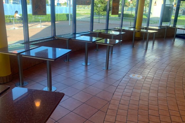 Ilustračný obrázok k článku Ktoré okresy sú na HRANE? Veľký PREHĽAD pandemických pravidiel na tento týždeň!