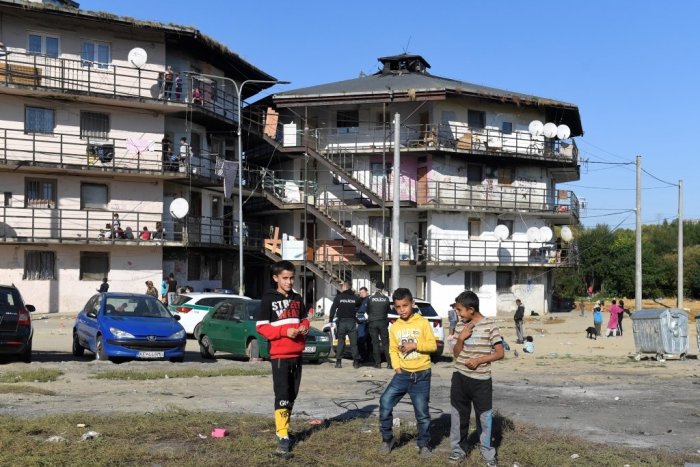 Ilustračný obrázok k článku Časť bytovky na Luníku IX je po požiari neobývateľná. Čo bude s obyvateľmi?