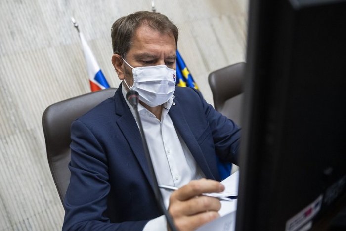 Ilustračný obrázok k článku Seniori majú stále šancu: Matovič posúva termín registrácie na ODMENU za očkovanie