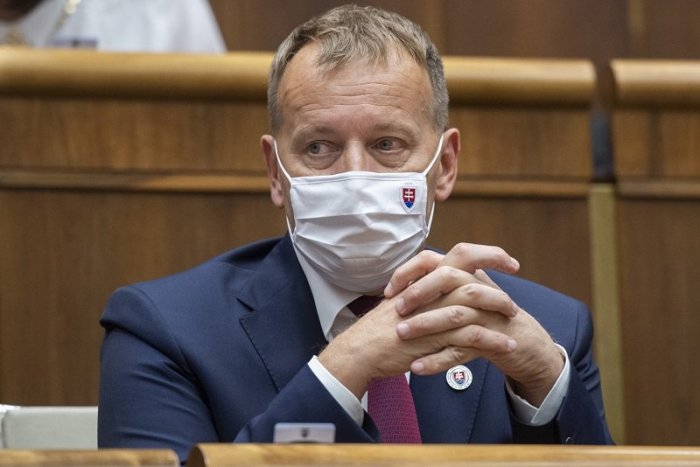 Ilustračný obrázok k článku Bude Kollár CVAKAŤ 100-tisíc eur Čurillovi? Vyšetrovateľ chce od neho aj ospravedlnenie