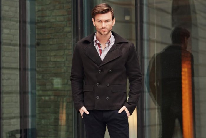 Ilustračný obrázok k článku Pánske kabáty - ako by mali sedieť? Prečítajte si naše tipy!