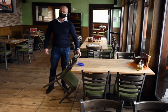 Ilustračný obrázok k článku PRAVIDLÁ pre bordový okres Žilina: Ako je to s rúškami, reštauráciami či svadbami?