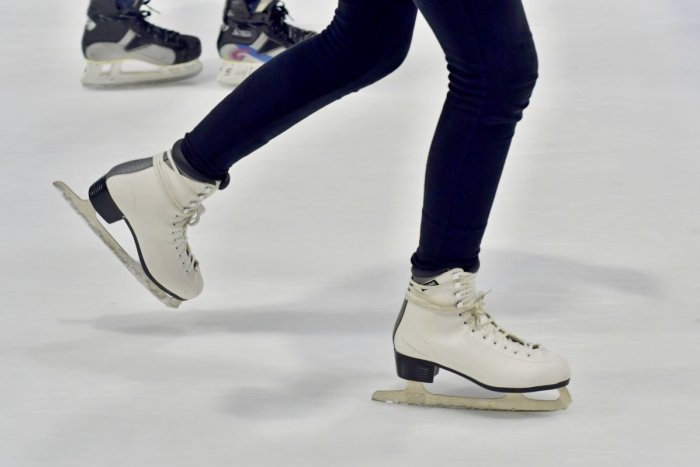 Ilustračný obrázok k článku Obľúbená AKTIVITA je späť: Kedy sa môžete korčuľovať na bystrickom zimáku?