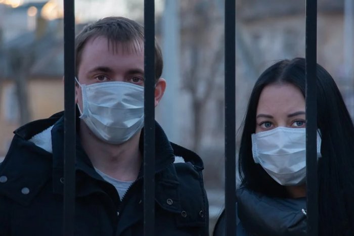 Ilustračný obrázok k článku Koronavírus v Banskobystrickom kraji neustupuje: TENTO okres má cez 500 prípadov