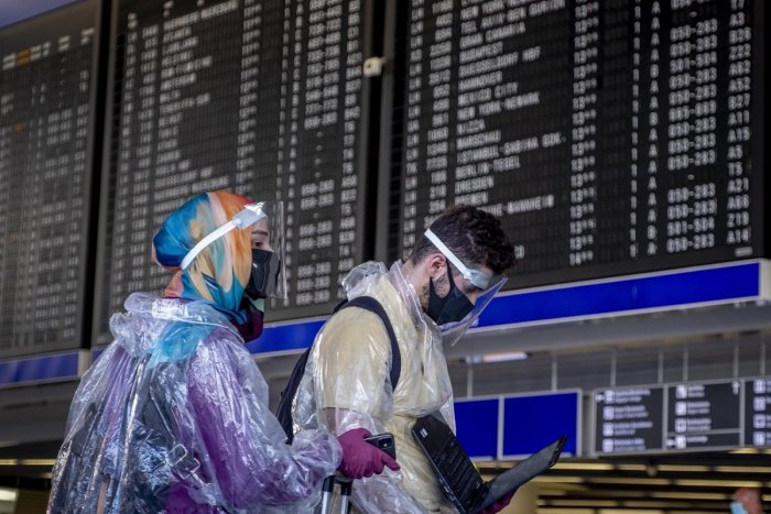 Ilustračný obrázok k článku Pre Nemcov sme vysokorizikoví: Po vstupe do krajiny musia ísť nezaočkovaní do karantény