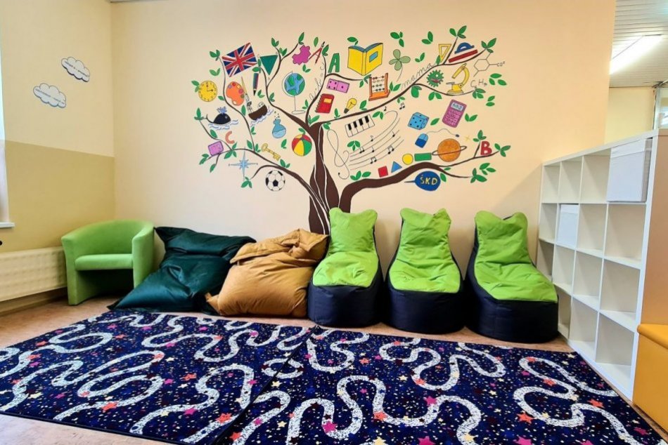 Ilustračný obrázok k článku Poriadna zábava aj relax: V jednej z topoľčianskych škôl pribudli oddychové zóny