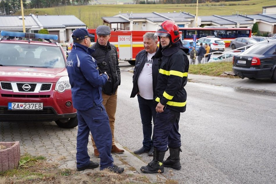 Ilustračný obrázok k článku Autentické ZÁBERY zo sídliska Hájik: Kvôli požiaru mesto vyhlásilo mimoriadnu situáciu