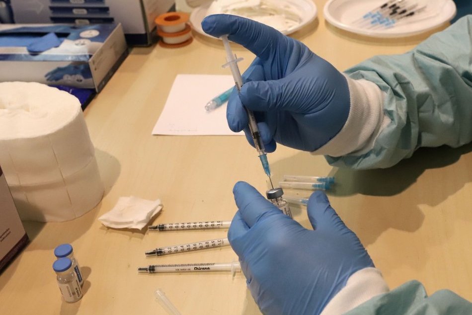 Ilustračný obrázok k článku Očkovanie bez pozvania malo úspech: Využilo ho takmer 400 ľudí z Humenného aj okolia