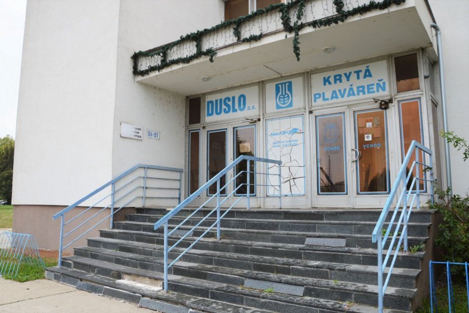Ilustračný obrázok k článku Poslanci dali plavárni ZELENÚ: Odsúhlasili dofinancovanie chýbajúcej sumy