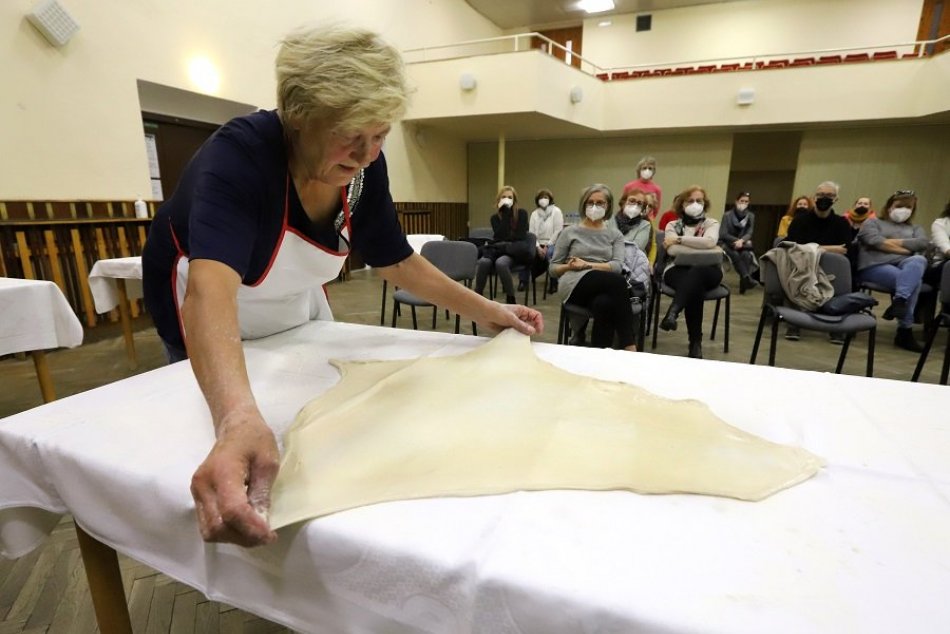 Ilustračný obrázok k článku FOTO a VIDEO: Zaujímavý gastronomický zážitok v Žiari, v hlavnej úlohe štrúdľa