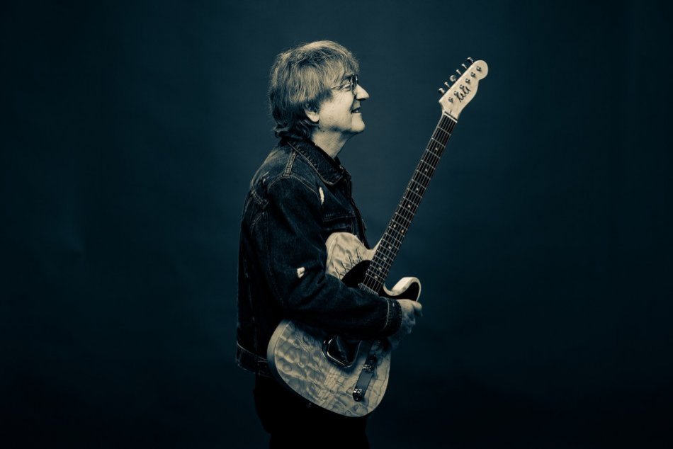 Ilustračný obrázok k článku Mekyho Žbirku budete môcť ODPREVADIŤ aj vy: Posledná rozlúčka s legendou bude online