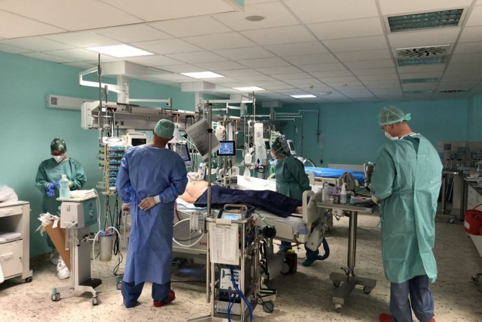 Ilustračný obrázok k článku Rooseveltka doplnila vybavenie za 2 milióny EUR: Pomáha pri liečbe pacientov s COVID-19