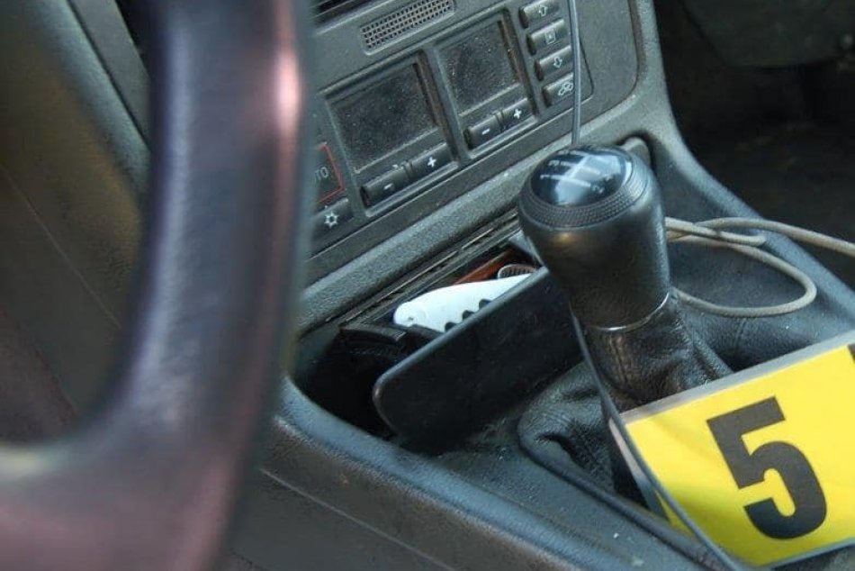 Ilustračný obrázok k článku Na severnom Slovensku úradoval autičkár: Do oka mu padli dve audiny v jednej dedine