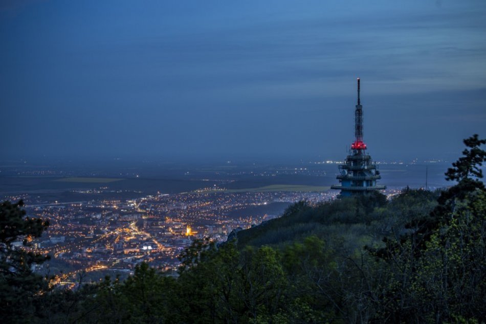 Ilustračný obrázok k článku Nitra sa rozrastá: Za 10 rokov sa v meste pod Zoborom postavilo takmer DVETISÍC domov