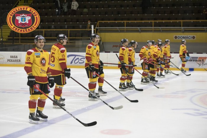Ilustračný obrázok k článku Hokejistom Topoľčian sa nedarí: Po prestávke nestačili na dubnický Spartak