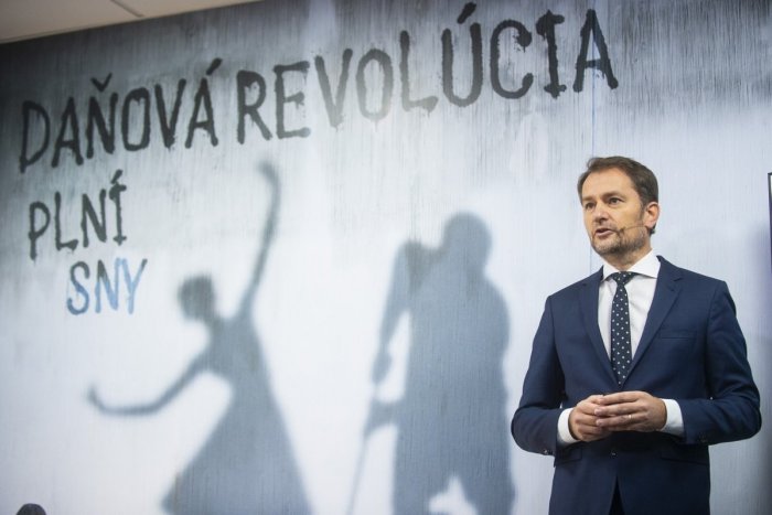 Ilustračný obrázok k článku KRITIKA Matovičovej daňovej revolúcie: Je to len lacná telenovela a hra o tróny