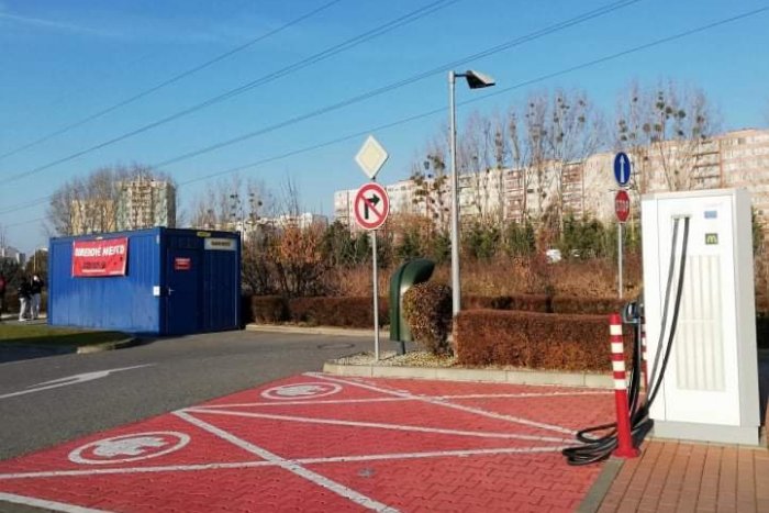 V čiernom týždni sa pravdepodobne bude testovať aj viac ľudí.