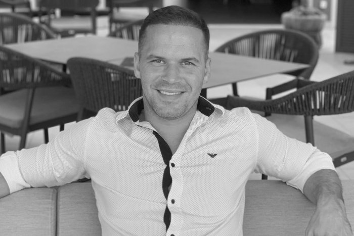 Ilustračný obrázok k článku POHREB Dušana Pašeka ml.: Kto všetko mu prišiel dať posledné zbohom?