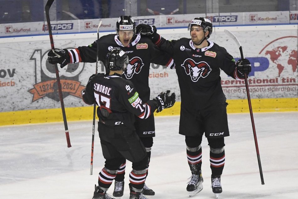 Ilustračný obrázok k článku Barani doma spustili hotový gólostroj: Od Liptákov pritom inkasovali len raz