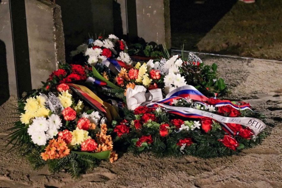 Ilustračný obrázok k článku Blíži sa výročie Nežnej revolúcie: Nitra bude spomínať pred pamätníkom Berlínskeho múru