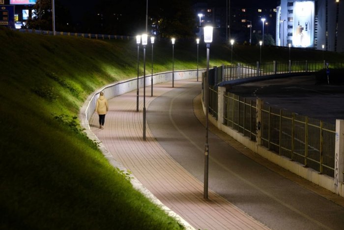 Ilustračný obrázok k článku Bratislavčania sa dočkajú MODERNEJŠIEHO osvetlenia. Mesto si ho bude prevádzkovať samé