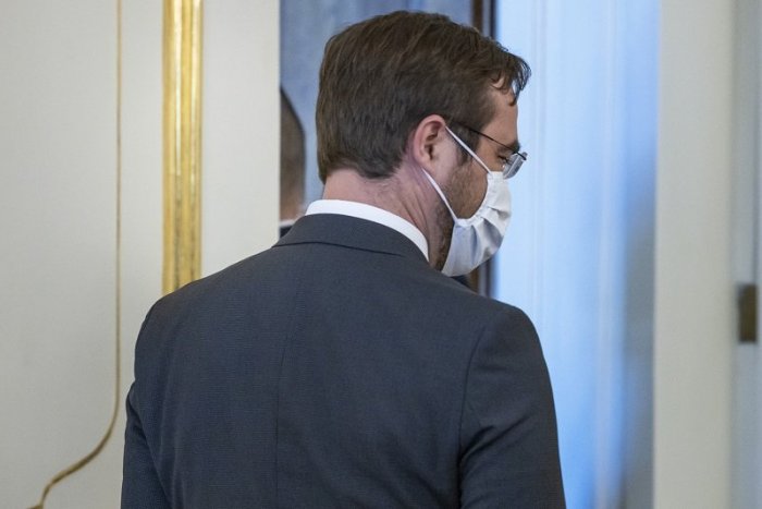 Ilustračný obrázok k článku Krajčí: Opatrenia sú SLABÉ. Mrzí ho tiež, že vláda upustila od masívneho testovania