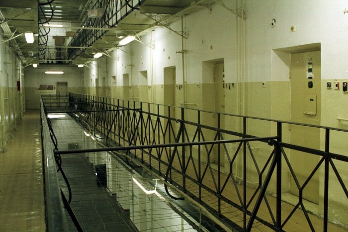 Ilustračný obrázok k článku Záhadná smrť vo väzení: Vodič, ktorý nafúkal tri promile, zomrel priamo v cele