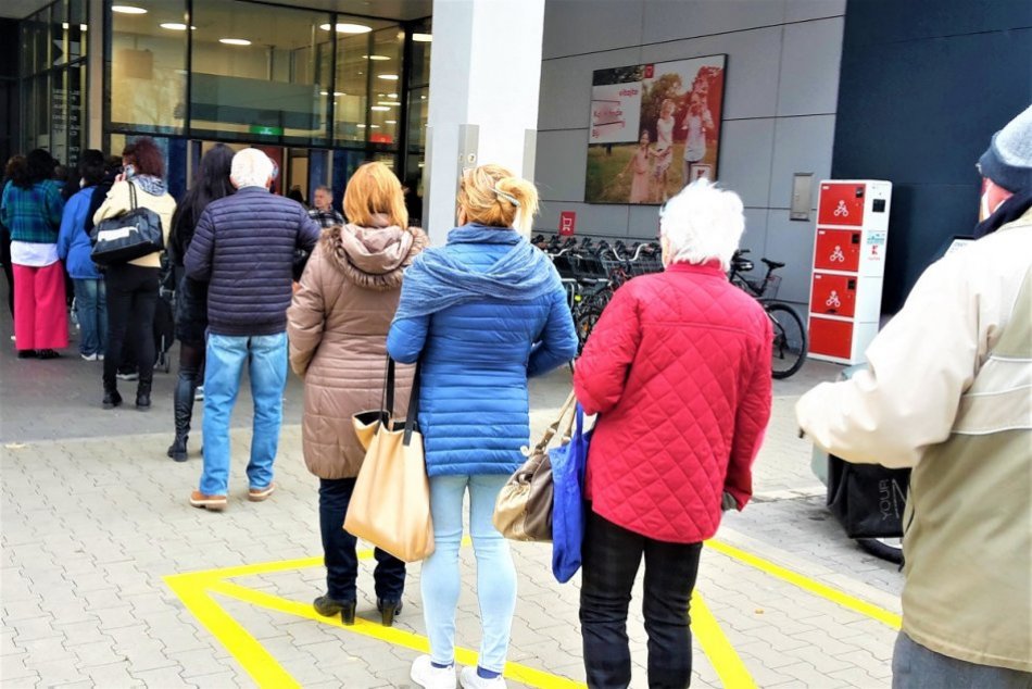 Ilustračný obrázok k článku Nákupy počas Vianoc a Silvestra: PREHĽAD otváracích hodín obchodov v Považskej