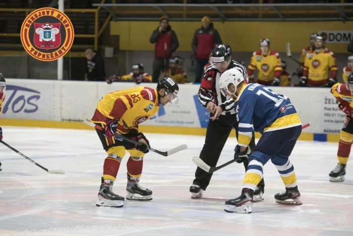 Ilustračný obrázok k článku Objavili stratenú formu? Hokejisti Topoľčian porazili aj Humenné!