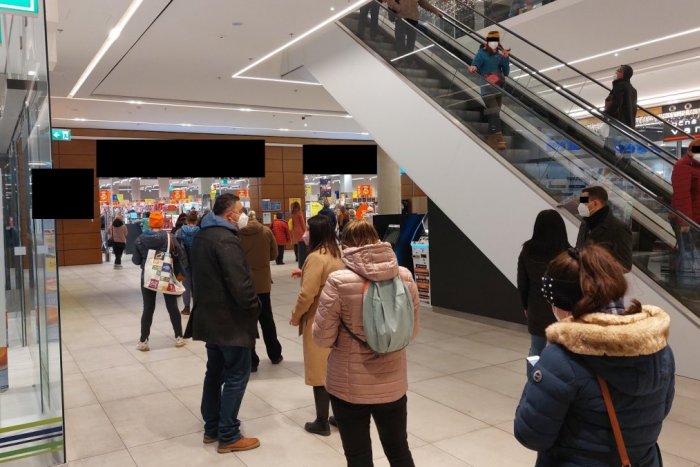 Ilustračný obrázok k článku Kam vlastne môžeme ísť nakupovať? Chaos po slovensky panuje aj v Prešove