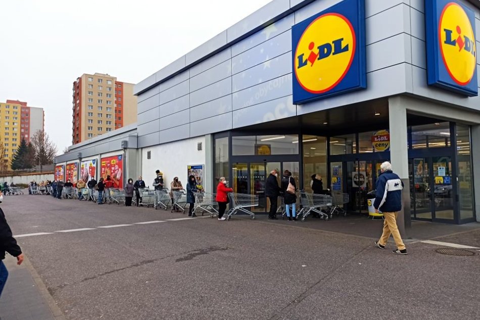 Ilustračný obrázok k článku Pozor na zmenu otváracích hodín: TAKTO si nakúpite na Vianoce a Silvestra