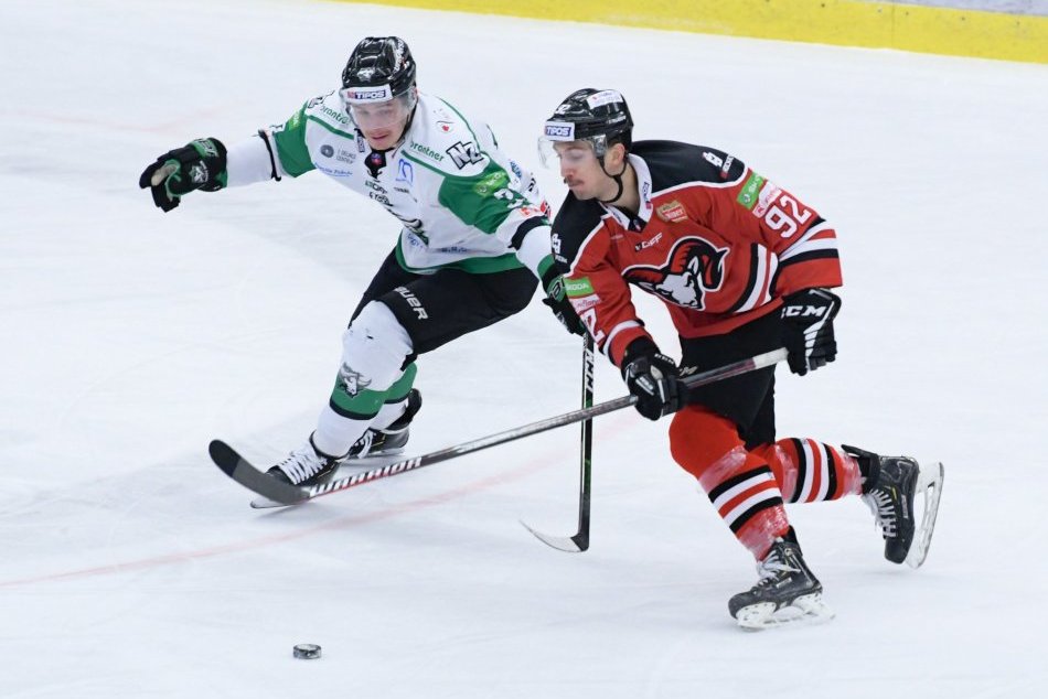 Ilustračný obrázok k článku Hokejisti sa vracajú bez bodov: Nové Zámky podľahli Banskej Bystrici