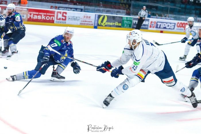 Ilustračný obrázok k článku Nitru čaká po vynútenej pauze náročný program: Trápi ju zranenie kľúčového hráča