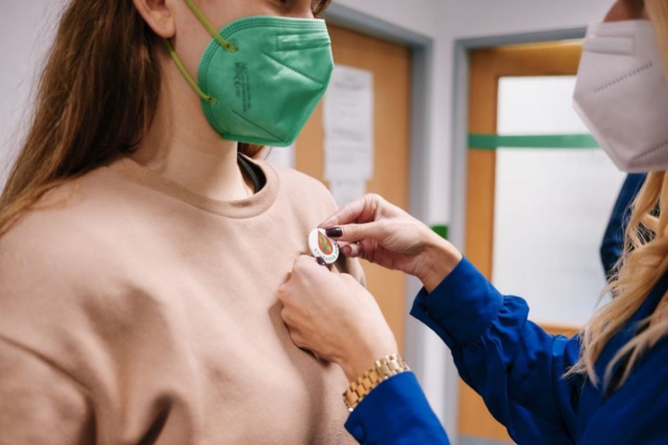 Ilustračný obrázok k článku Netypická stužková žiarskych maturantov: Strávili ju v nemocnici, FOTO