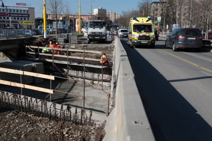 Ilustračný obrázok k článku Koniec ranným kolónam. Mesto otvára zrekonštruované mosty