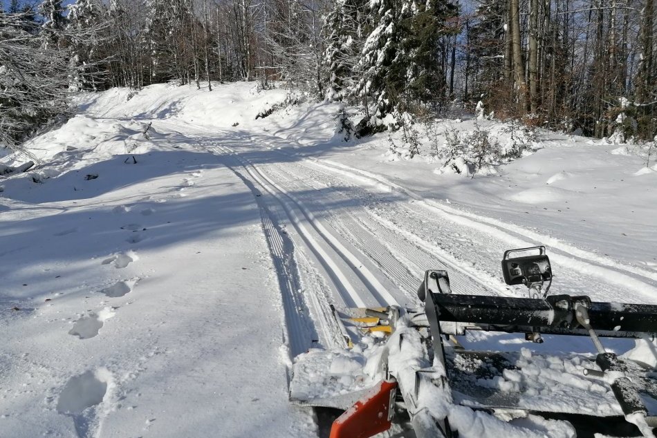 Ilustračný obrázok k článku Skvelá správe pre bežkárov pred víkendom: Po rokoch upravili TÚTO trasu pri Bystrici, FOTO