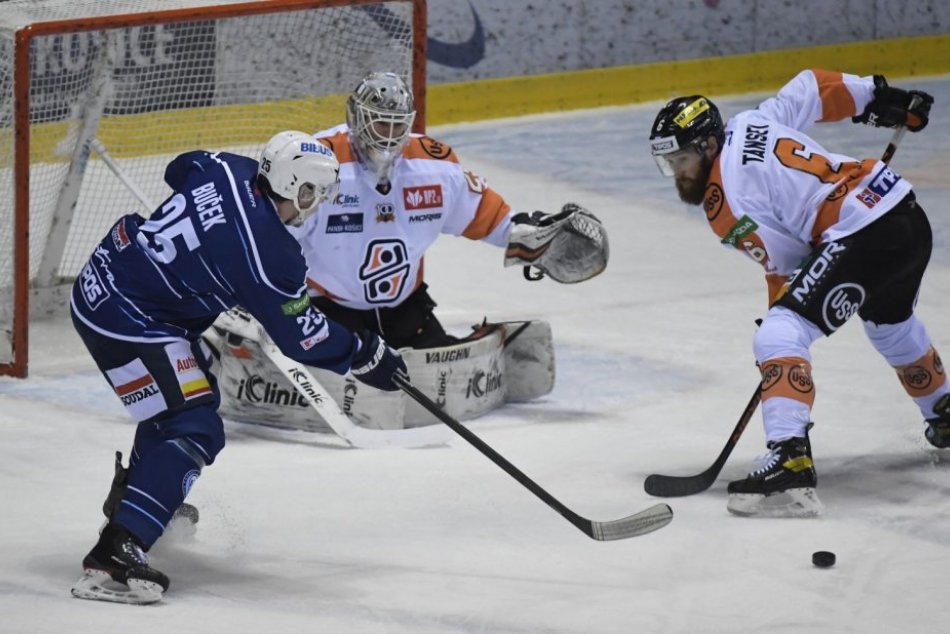 Ilustračný obrázok k článku Nitra prerušila negatívnu sériu: Tromi gólmi porazila Košice, FOTO