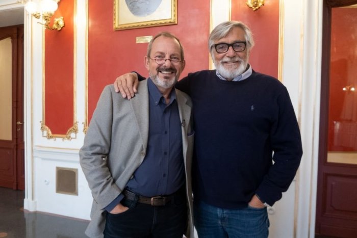 Ilustračný obrázok k článku Seriál Prví influenceri predstaví významné osobnosti slovenského a českého umeleckého sveta